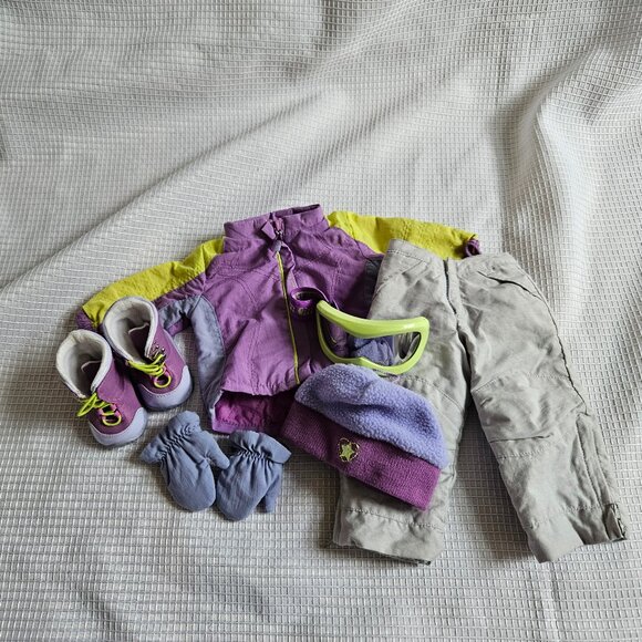 American Girl Snowboard Outfit I - Picture 1 of 10